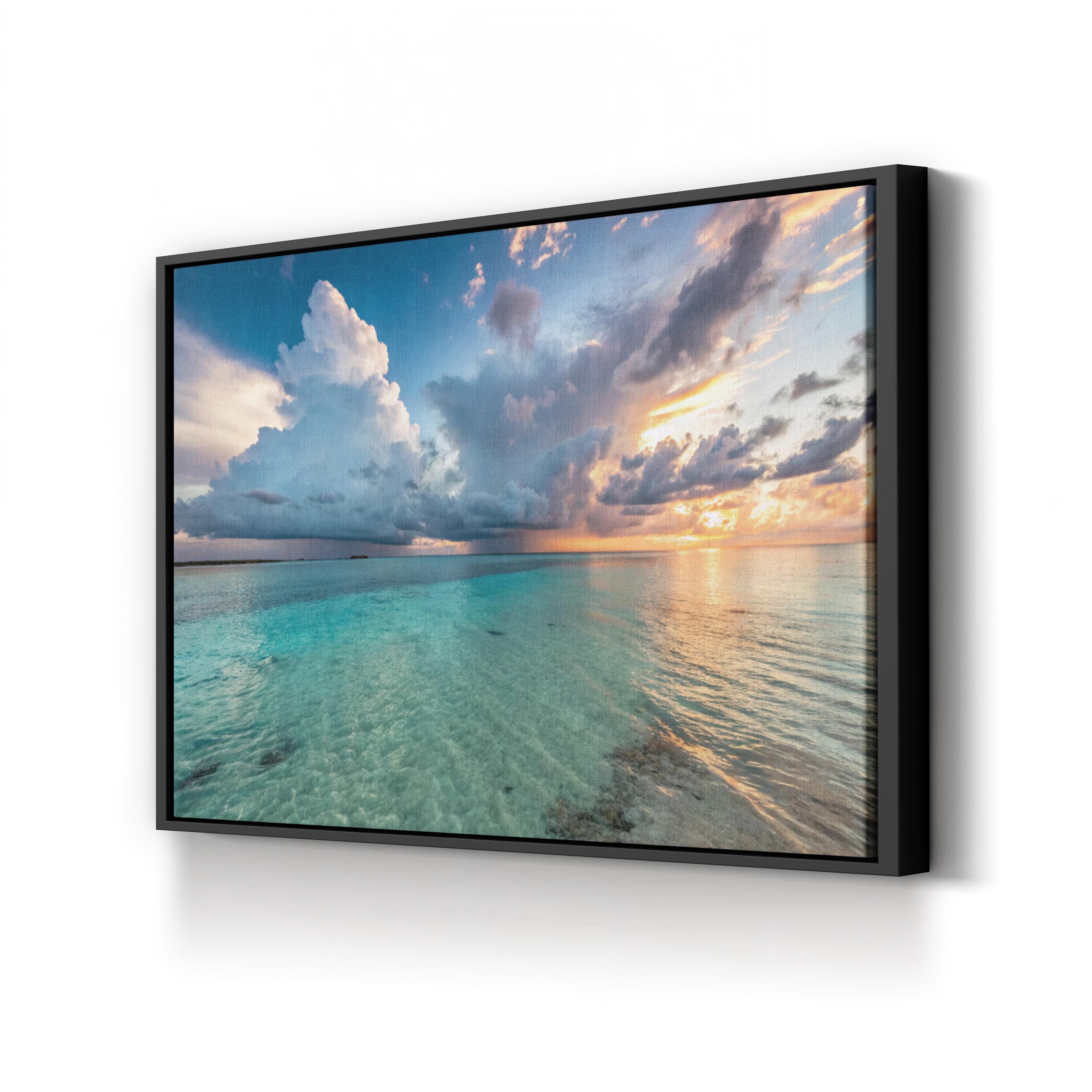Serene Ocean View in the Caribbean Sea Coastal Seascape Photography