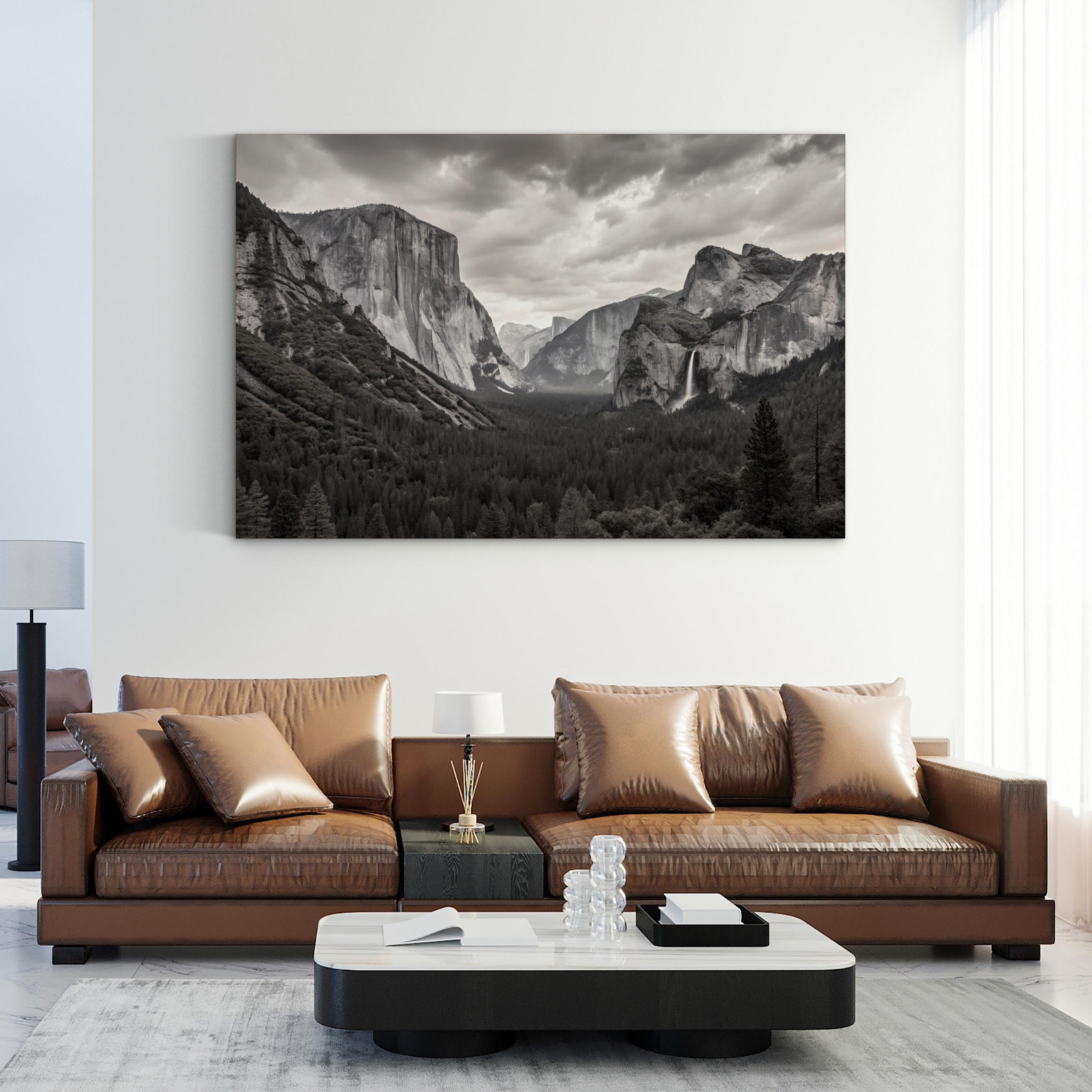 Yosemite Valley – Vintage Photography Wall Art | Black & White Landscape Canvas Print