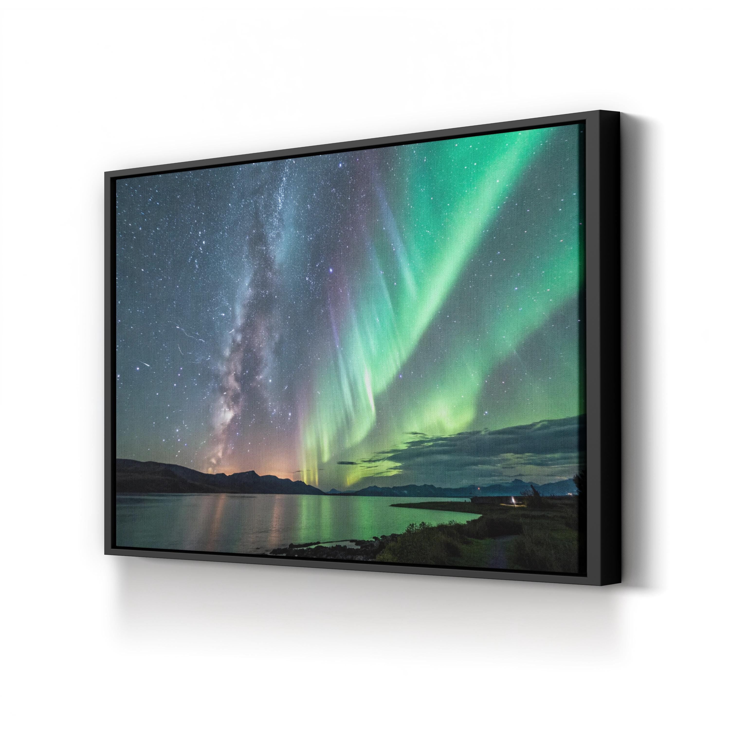 Aurora Borealis Over Northern Waters – Radiant Green Northern Lights Canvas Art