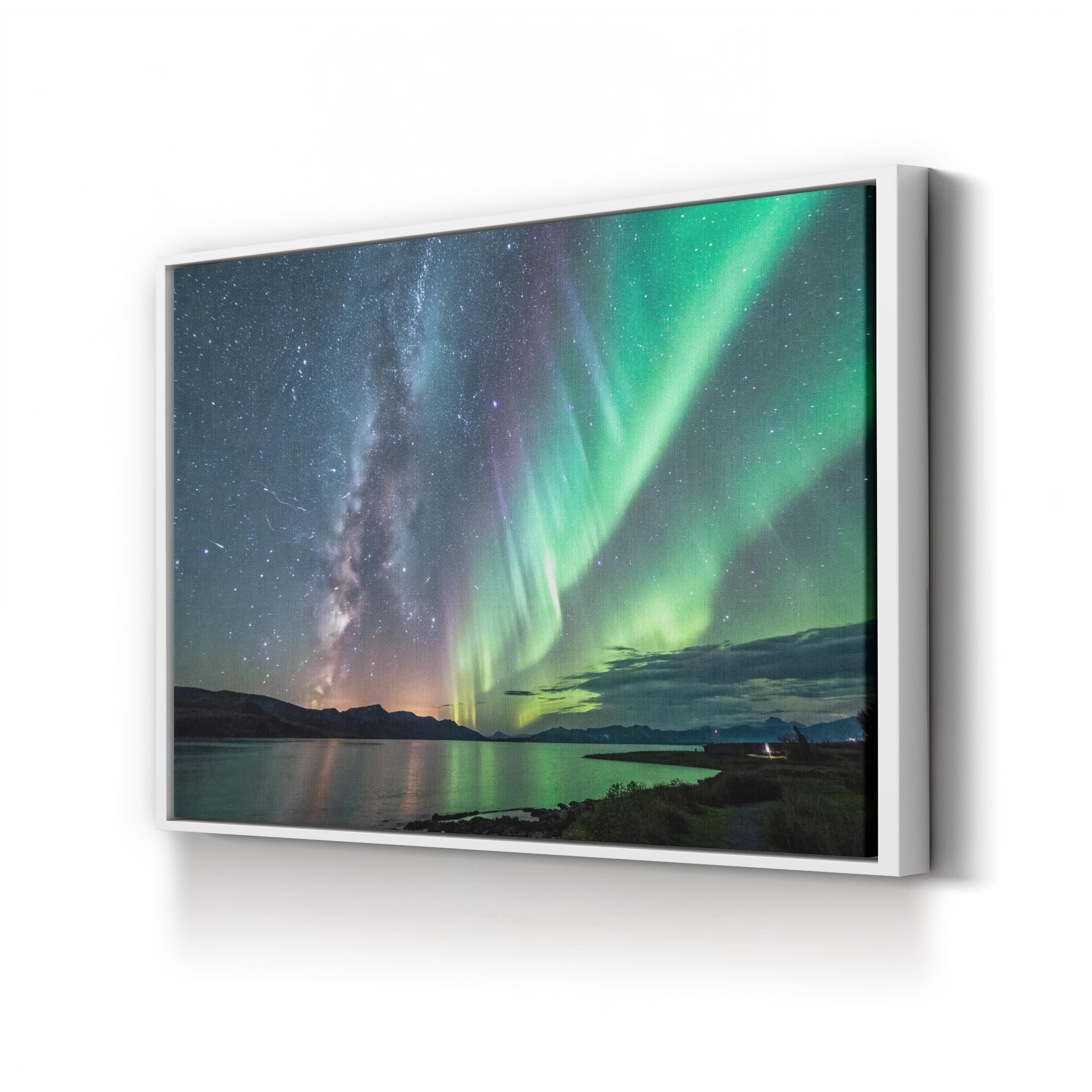 Aurora Borealis Over Northern Waters – Radiant Green Northern Lights Canvas Art